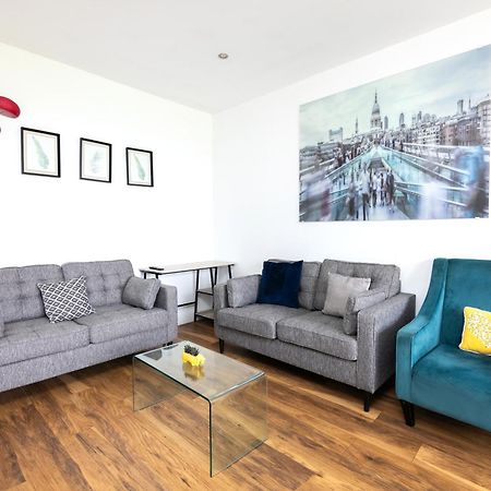 Spacious Apartment Close To City Centre With Free Secure Parking Leeds  Kültér fotó